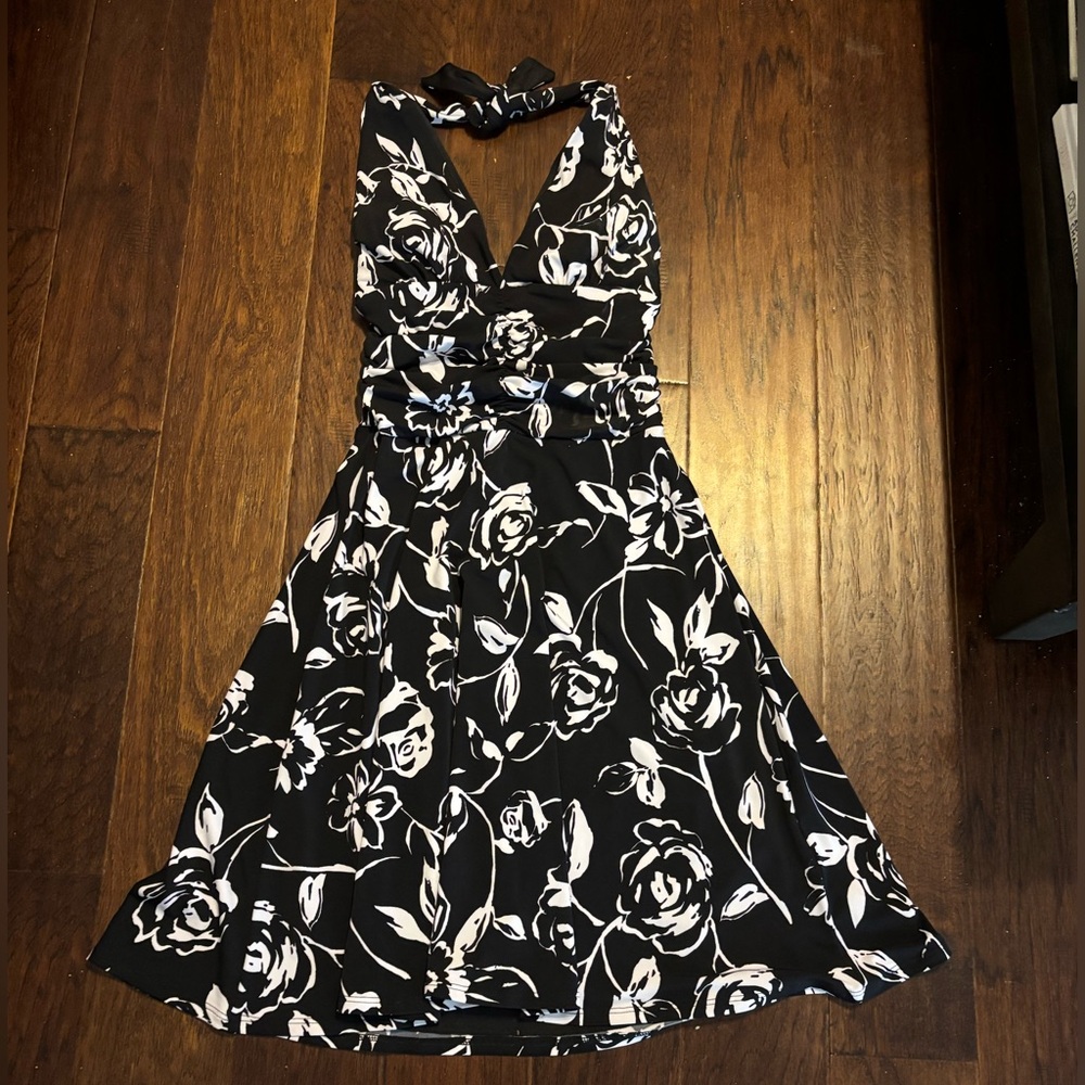 White House Black Market Elegant Black and White Floral Dress